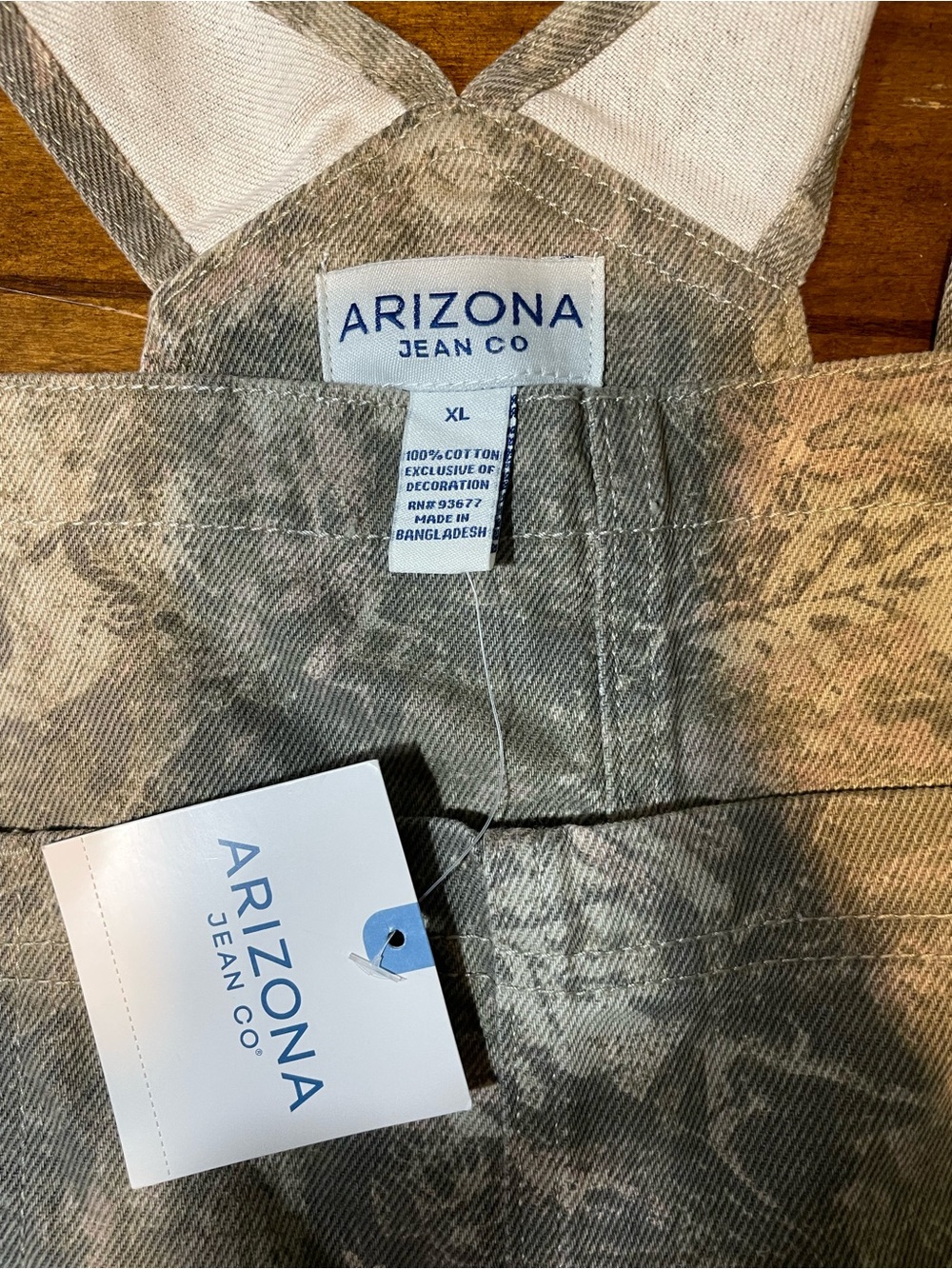 Arizona women’s camo overalls NWT - Picture 3 of 3